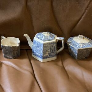 Ridgway Oriental Blue Transferware Scene Gold Trim Childs Mini Tea Set